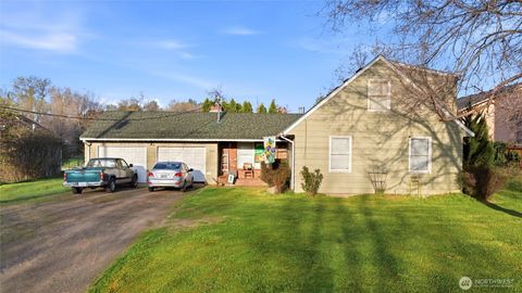 Photo of 1420 S College Avenue, College Place, WA 99324 (MLS # 2505410)