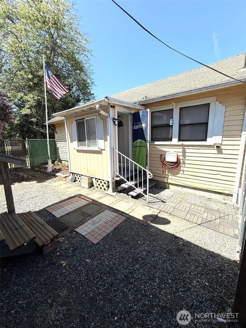 2521 Walnut Street Everett WA 98201
