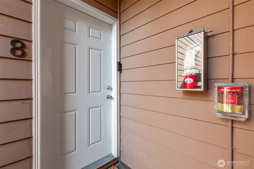 Photo of 17430 Ambaum Boulevard S #8, Seattle, WA 98148 (MLS # 2589970)