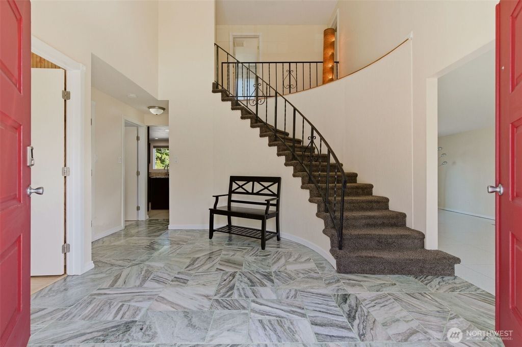 Photo of 20707 31st Place W, Lynnwood, WA 98036 (MLS # 2500296)