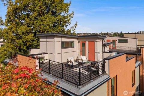 6540 Latona Avenue NE Seattle WA 98115