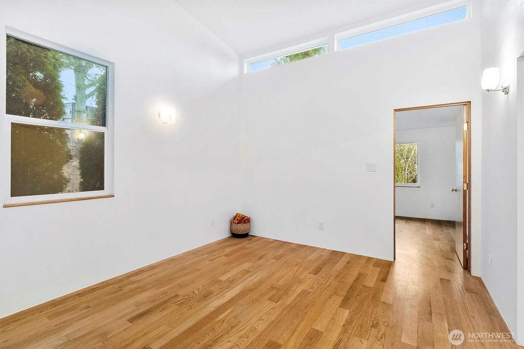 Photo of 3216 Bennett Drive, Bellingham, WA 98225 (MLS # 2462988)