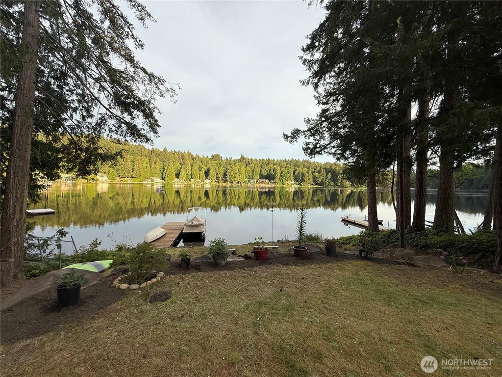 Photo of 4030 W Ames Lake Drive NE, Redmond, WA 98053 (MLS # 2551373)