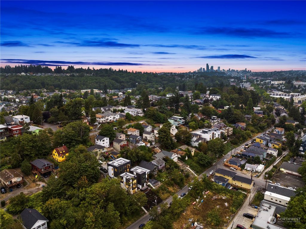 Photo of 4225 D Letitia Avenue S, Seattle, WA 98118 (MLS # 2177490)