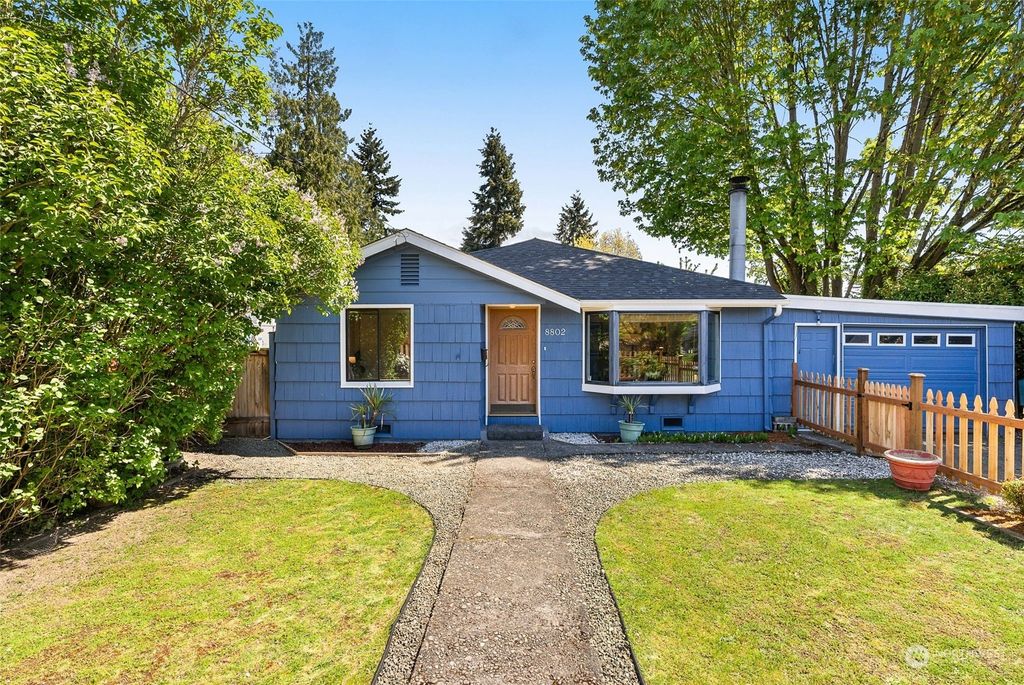 Photo of 8802 Interlake Avenue N, Seattle, WA 98103 (MLS # 2231967)
