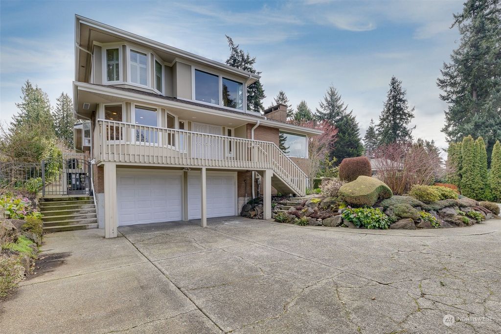 Photo of 606 NW 132nd Street, Seattle, WA 98177 (MLS # 2210352)