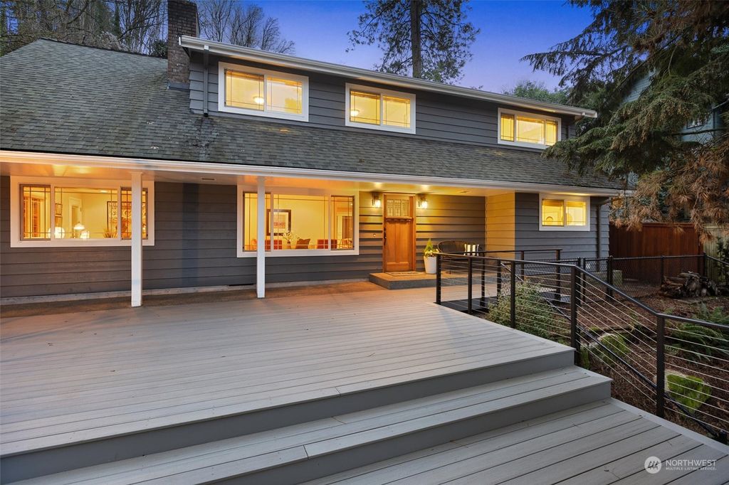 Photo of 301 Raye Street, Seattle, WA 98109 (MLS # 2318829)