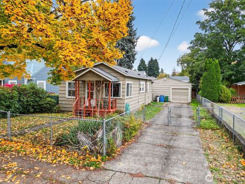 Photo of 2009 Kauffman Avenue, Vancouver, WA 98660 (MLS # 2450746)