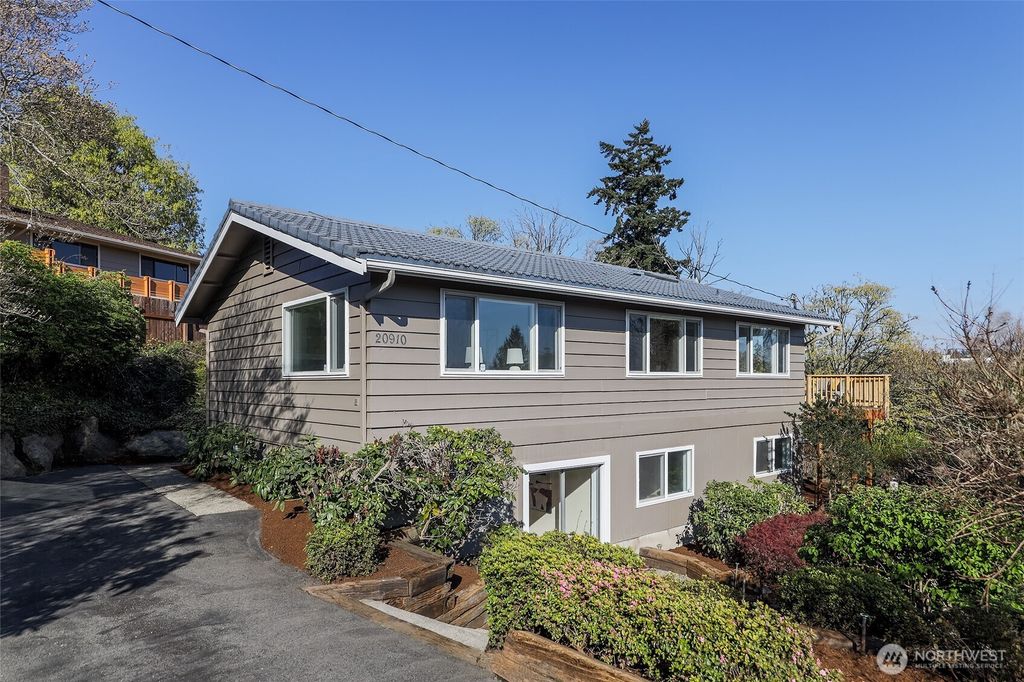 Photo of 20910 9th Avenue S, Des Moines, WA 98198 (MLS # 2505057)