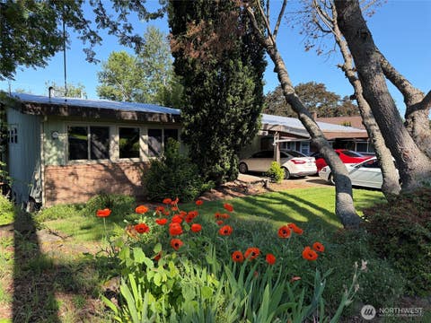 Photo of 7949 20th Avenue SW, Seattle, WA 98106 (MLS # 2528710)