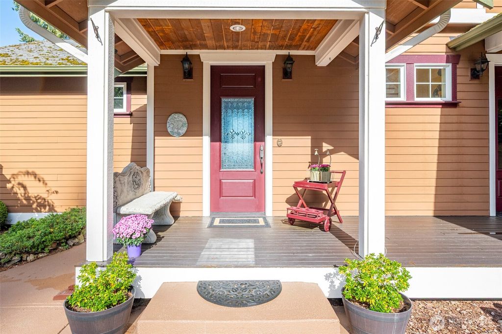 Photo of 11733 Hummingbird Lane, Anacortes, WA 98221 (MLS # 2487628)