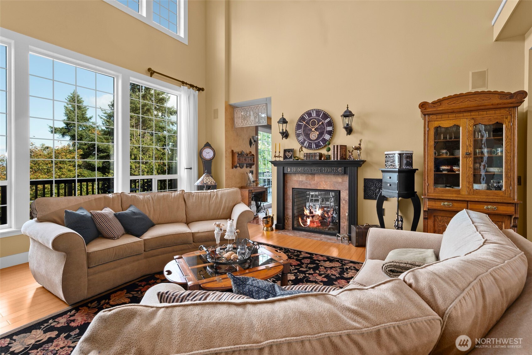 11733 Hummingbird Lane