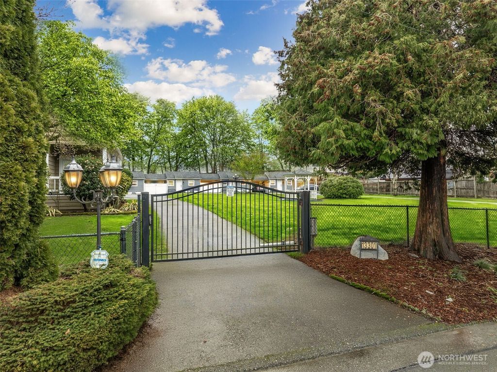 Photo of 13301 56th Avenue S, Tukwila, WA 98178 (MLS # 2477457)