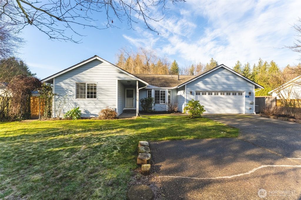 Photo of 585 Poplar Place, Burlington, WA 98233 (MLS # 2471004)