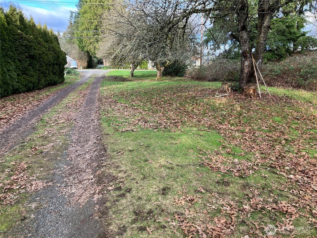 Photo of 116 20th Street NE, Lake Stevens, WA 98258 (MLS # 2468406)