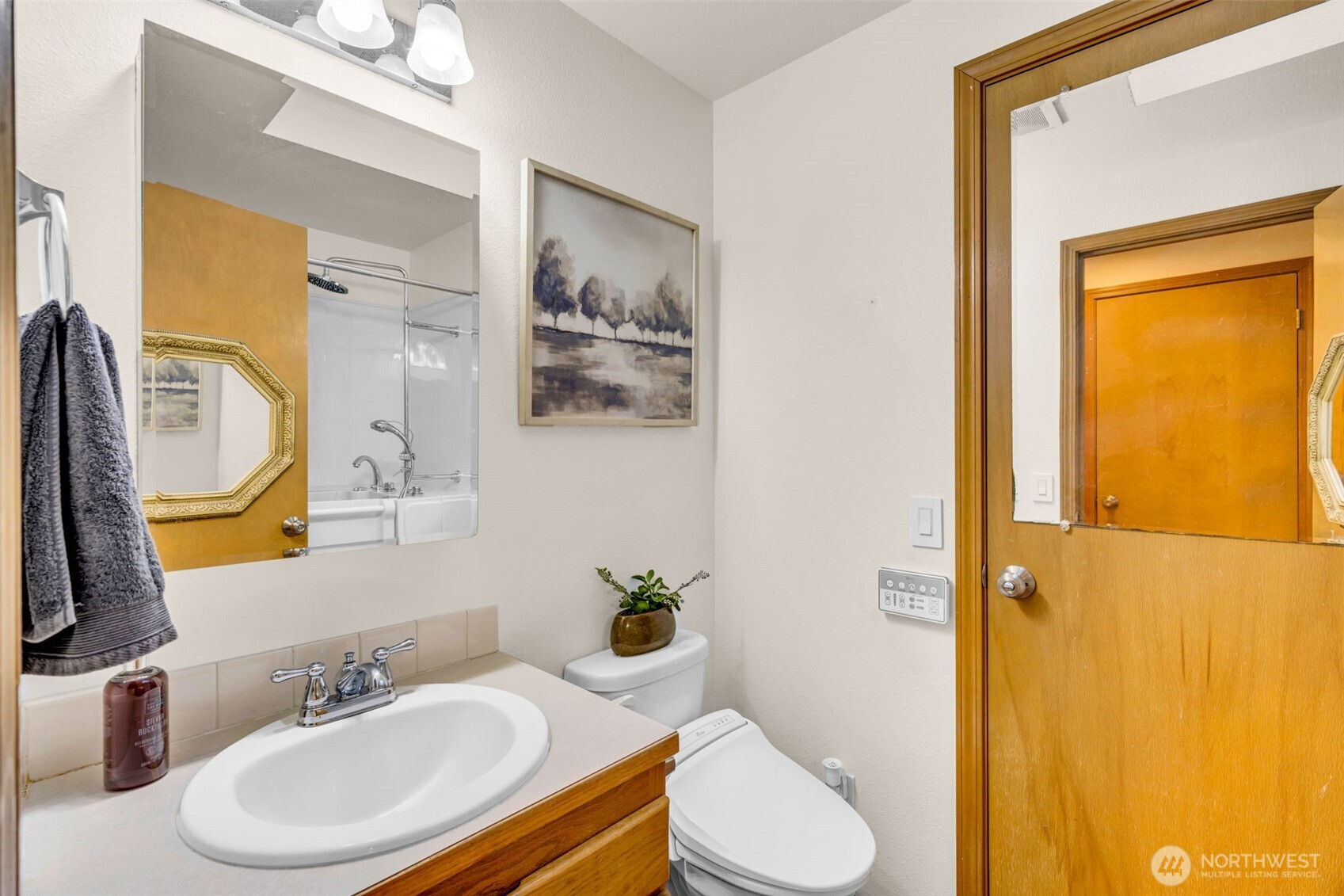 Bonney Lake, Washington 98391, United States, 3 Bedrooms Bedrooms, ,3 BathroomsBathrooms,Residential,Active,228505