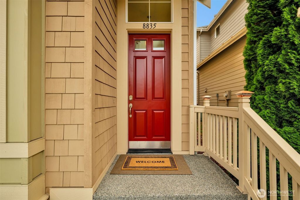 Photo of 8835 NE 148th Place, Kenmore, WA 98028 (MLS # 2493761)