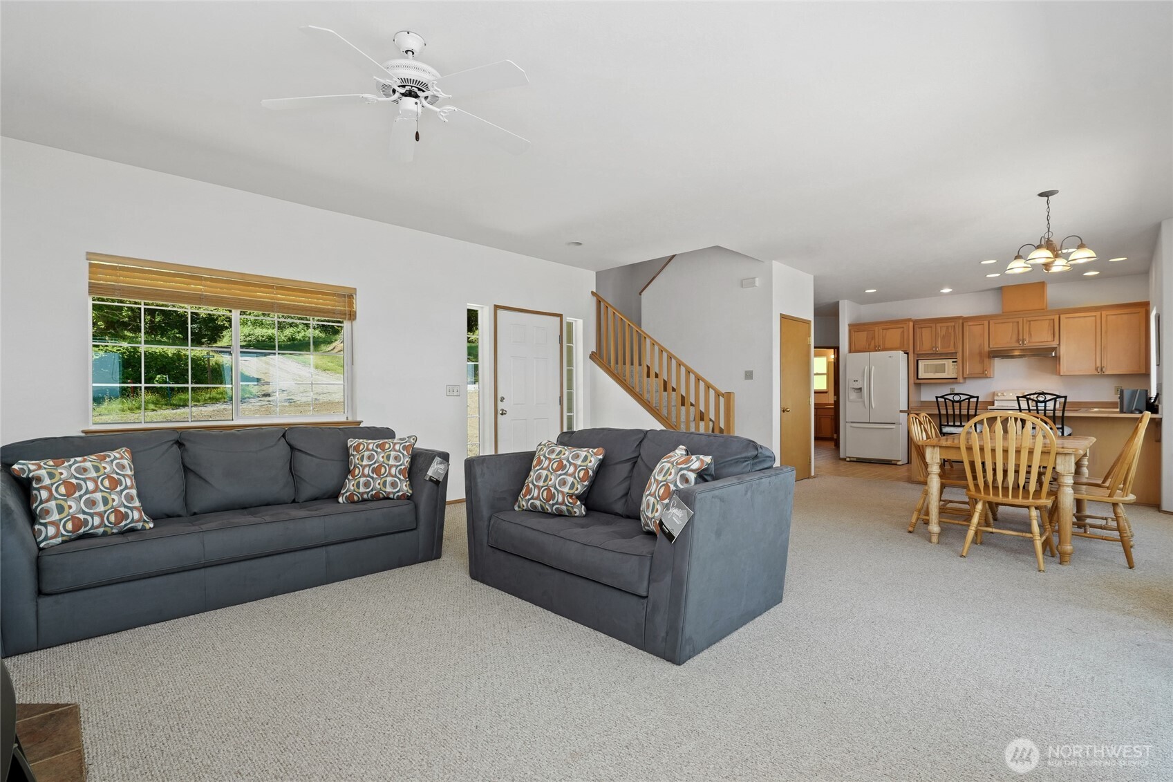 40 Beach Way