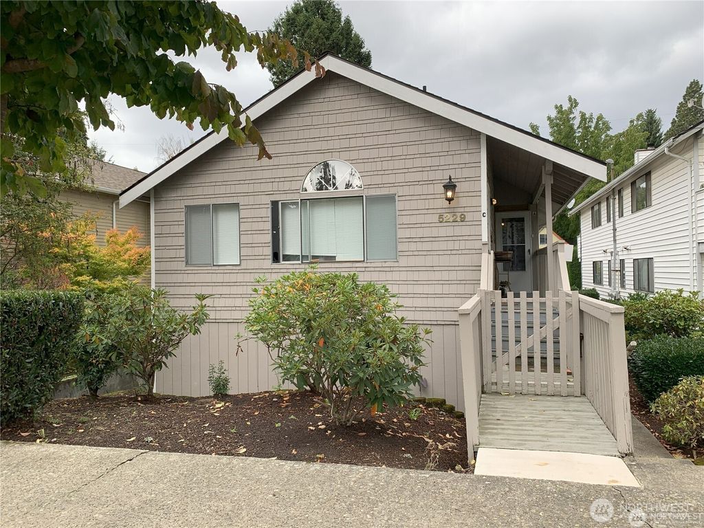 Photo of 5229 Fauntleroy Way SW, Seattle, WA 98136 (MLS # 2436534)