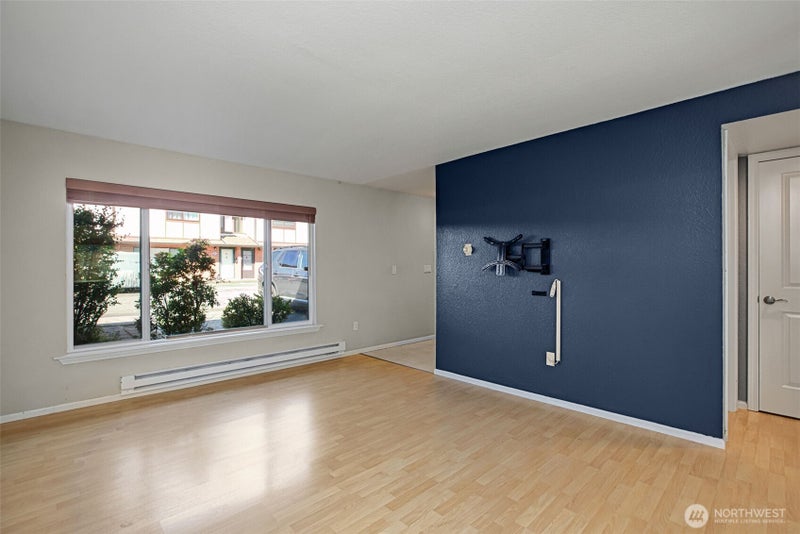 212 SW 146th Street 105