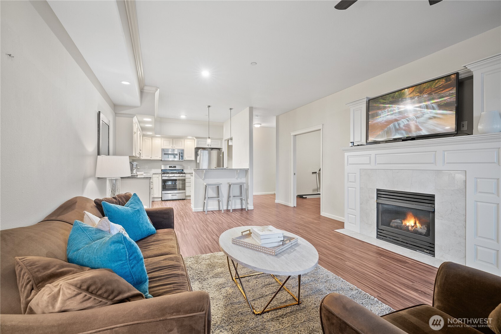320 E 32nd Street 202