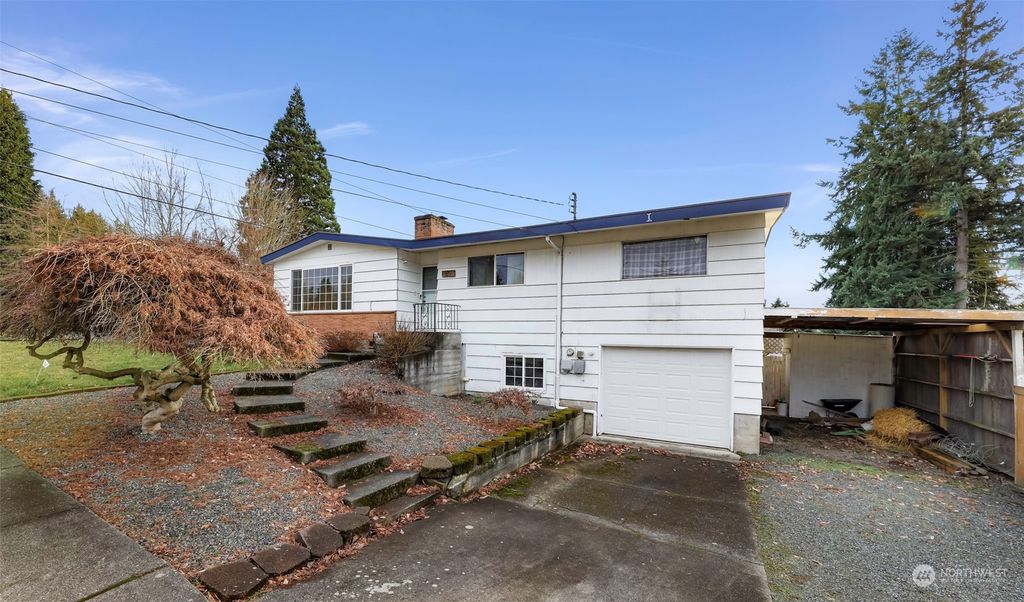 Photo of 6722 Grove Street, Marysville, WA 98270 (MLS # 2187675)