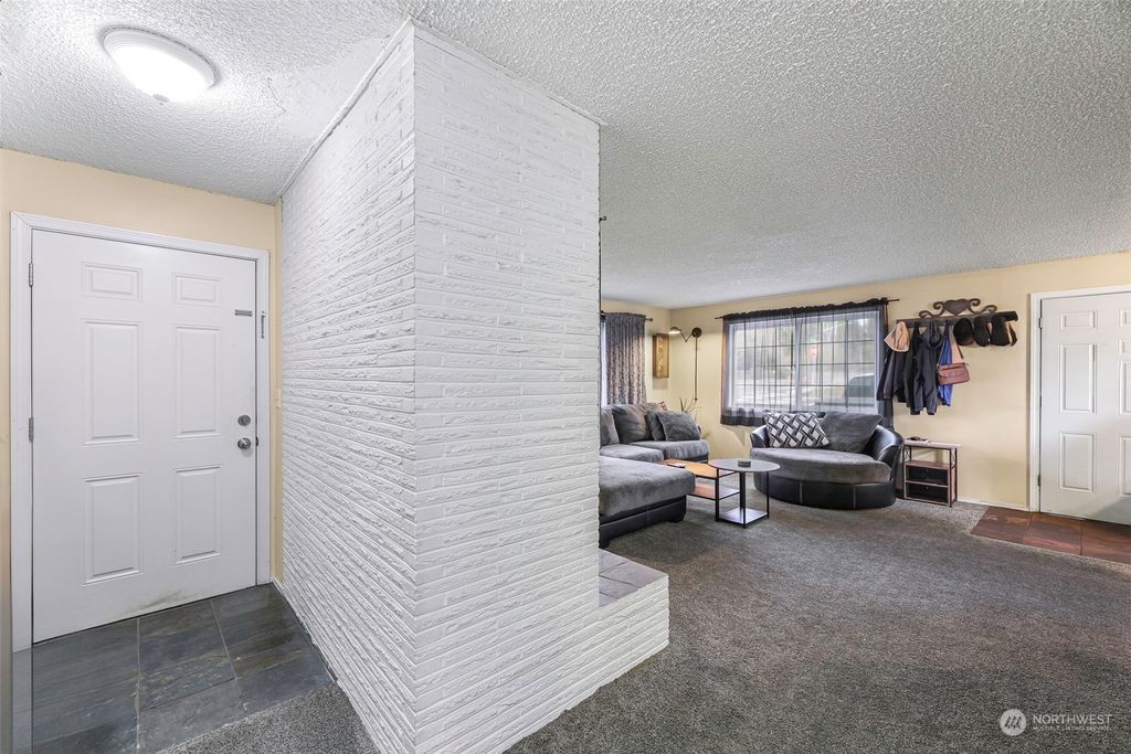 Photo of 6722 Grove Street, Marysville, WA 98270 (MLS # 2187675)