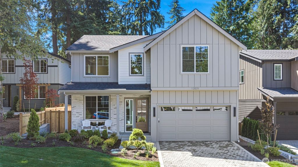Photo of 12829 NE 78th Place, Kirkland, WA 98033 (MLS # 2552190)