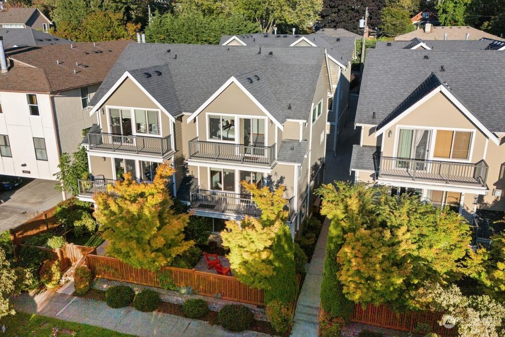 Photo of 6526 42nd Avenue SW #B, Seattle, WA 98136 (MLS # 2294878)