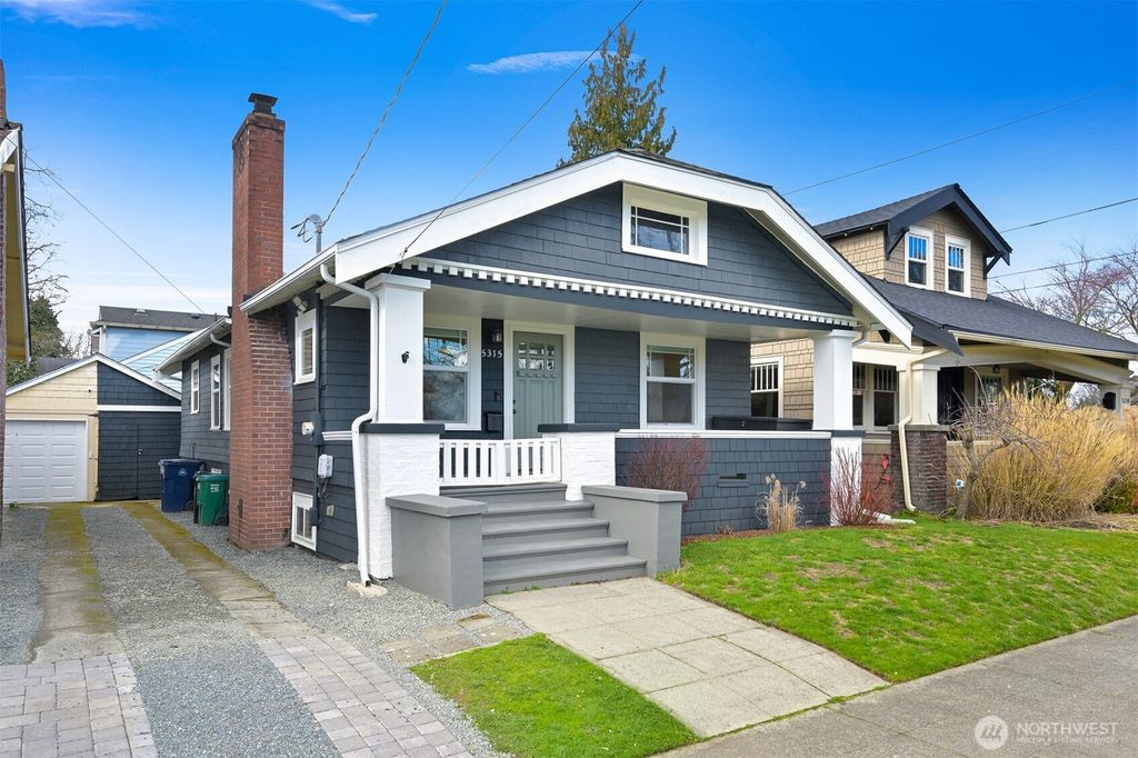 Photo of 5315 Latona Avenue NE, Seattle, WA 98105 (MLS # 2341289)
