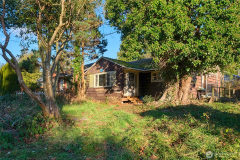 Photo of 634 South Beach Road, Point Roberts, WA 98281 (MLS # 2526838)
