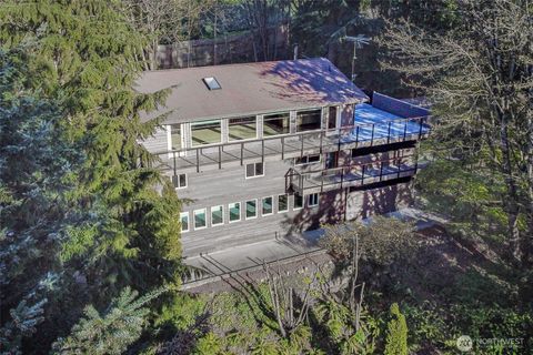 28611 16th Avenue S Federal Way WA 98003