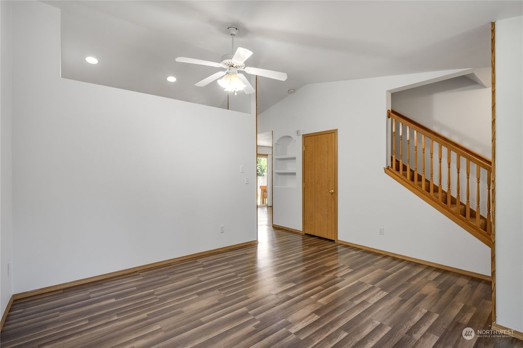 Photo of 12707 22nd Ave SE, Everett, WA Ave, Everett, WA 98208 (MLS # 2275548)