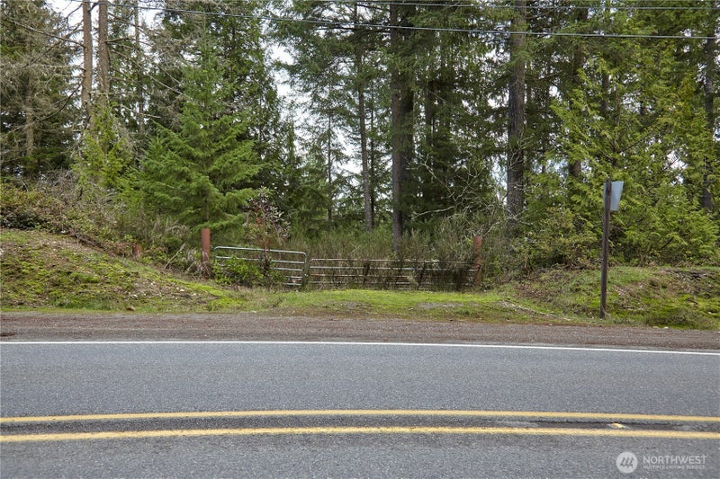 63 NW Anderson Hill Road