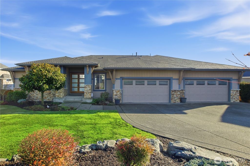 Photo of 10911 Shawnee Road E, Puyallup, WA 98374 (MLS # 2461507)