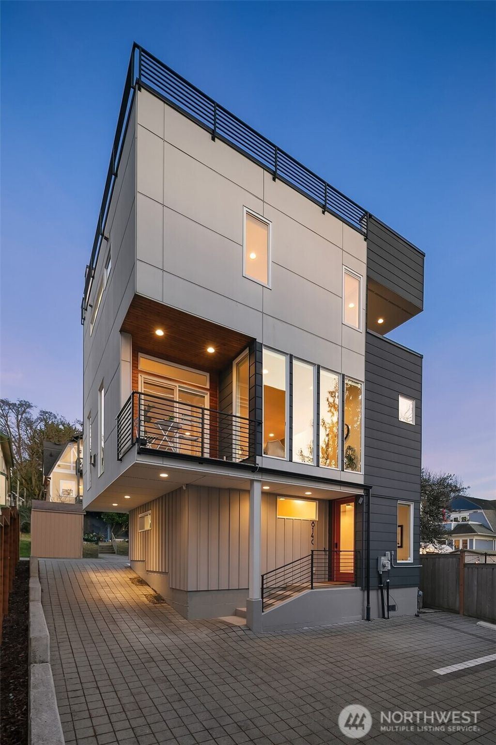 Photo of 814 14th Avenue #C, Seattle, WA 98122 (MLS # 2471261)