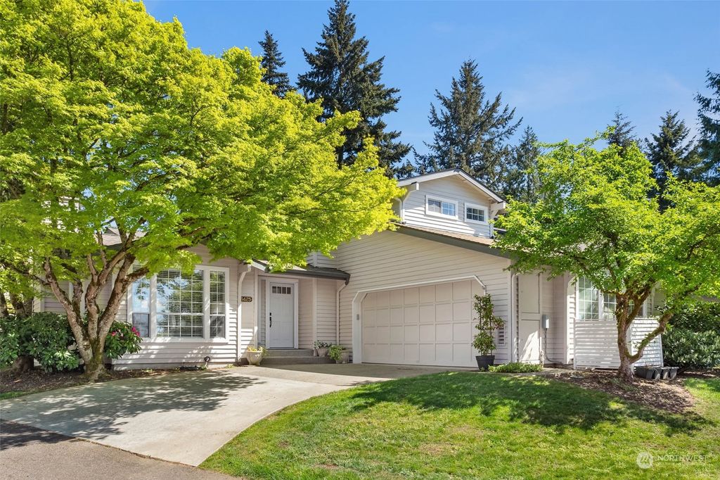 Photo of 11425 SE 67th Place, Bellevue, WA 98006 (MLS # 2225921)