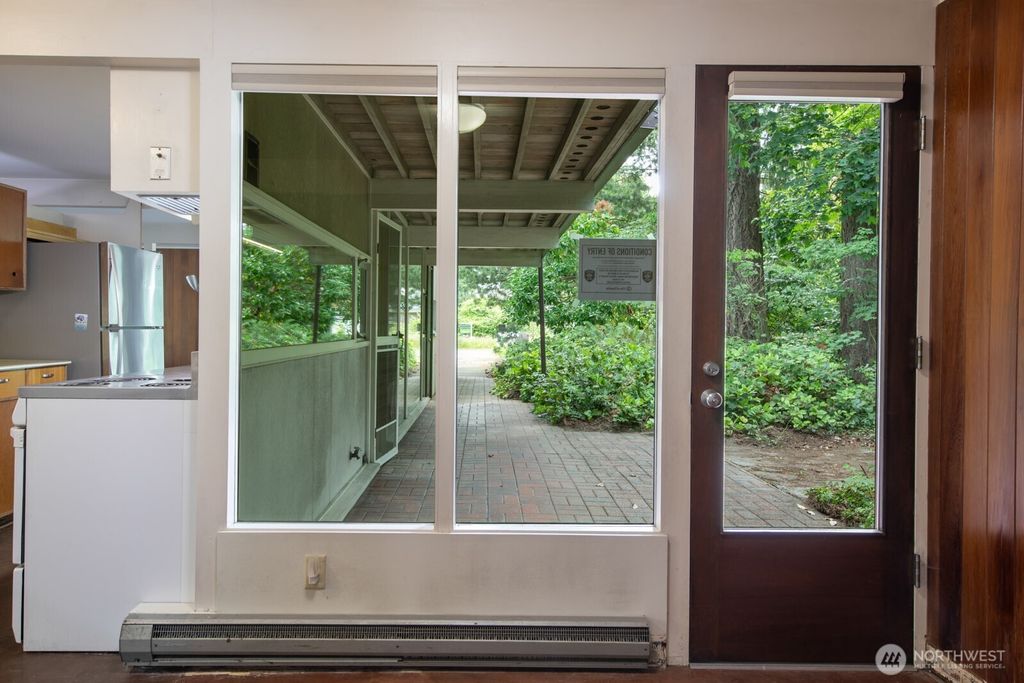 Photo of 13017 1st Avenue NE, Seattle, WA 98125 (MLS # 2396704)