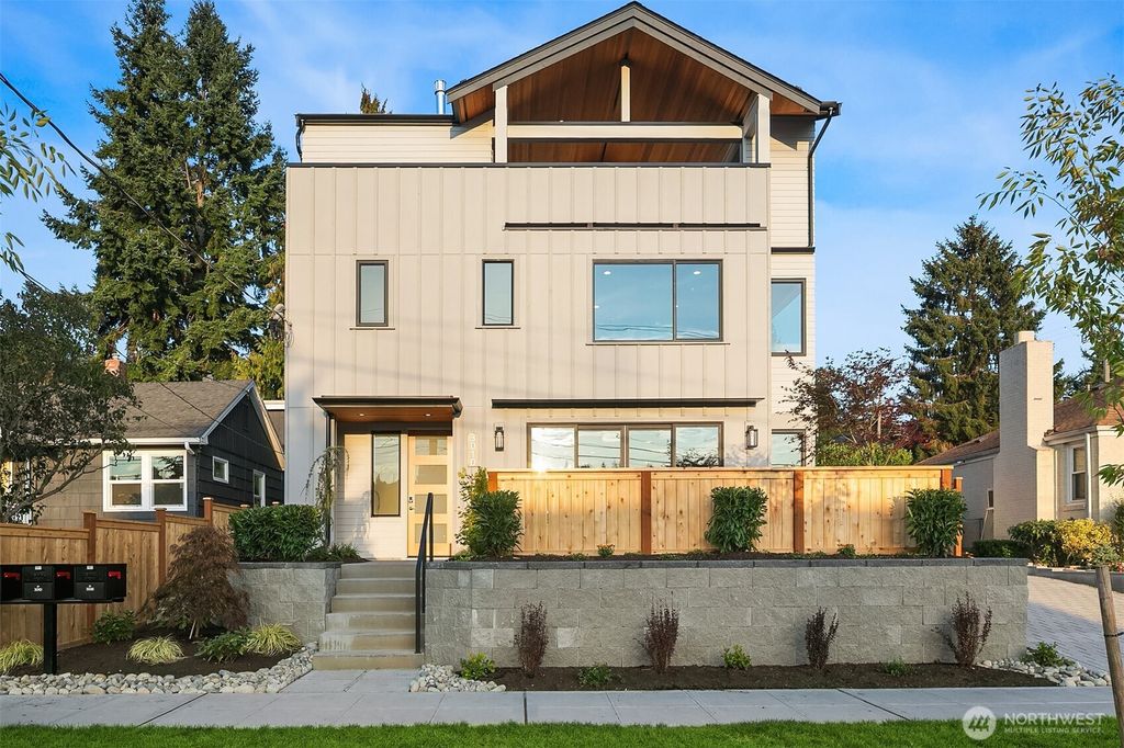 Photo of 3010 32nd Avenue W, Seattle, WA 98199 (MLS # 2434513)