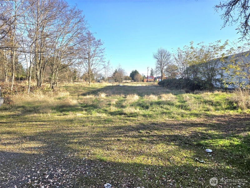 606 Yelm Avenue W