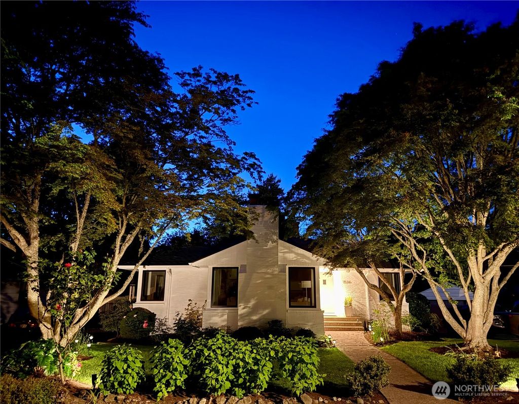 Photo of 1536 NW 100th Street, Seattle, WA 98177 (MLS # 2382488)