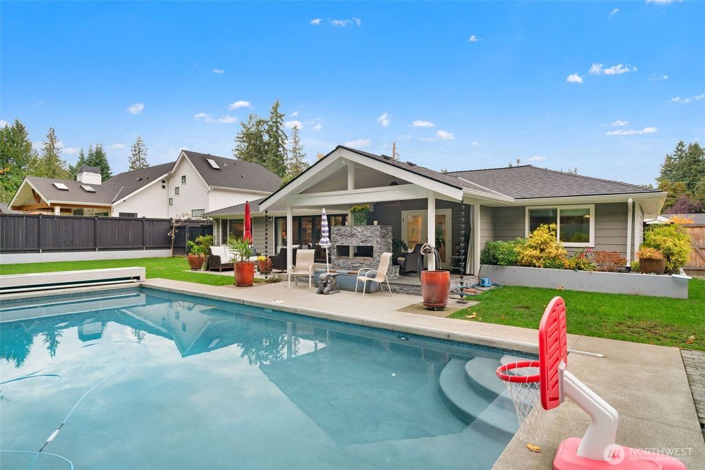 Photo of 11108 239th Place SW, Woodway, WA 98020 (MLS # 2449227)