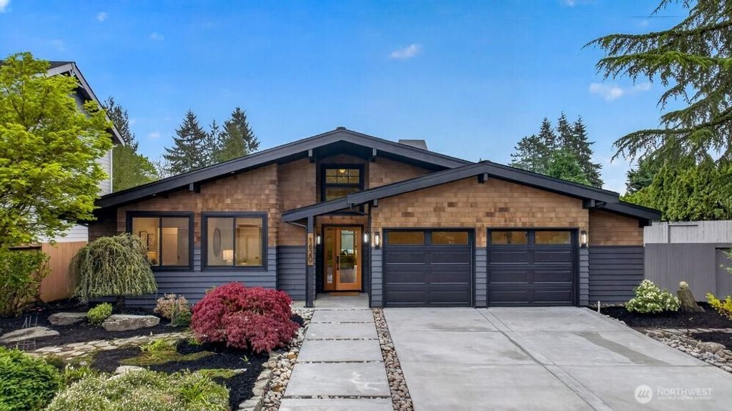 Photo of 1620 171st Avenue NE, Bellevue, WA 98008 (MLS # 2512363)