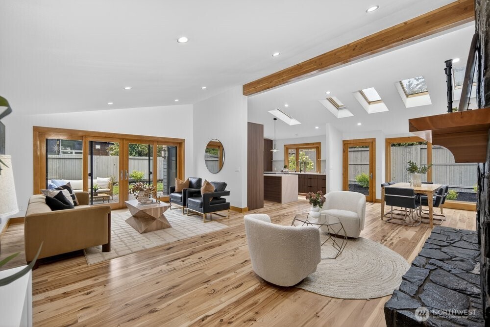 1620 171st Avenue NE