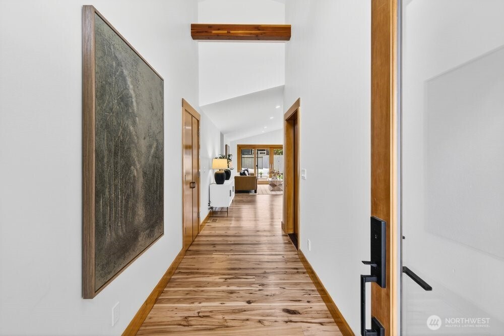 1620 171st Avenue NE