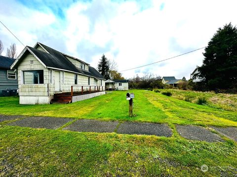 1202 W Perry Street W Aberdeen WA 98520