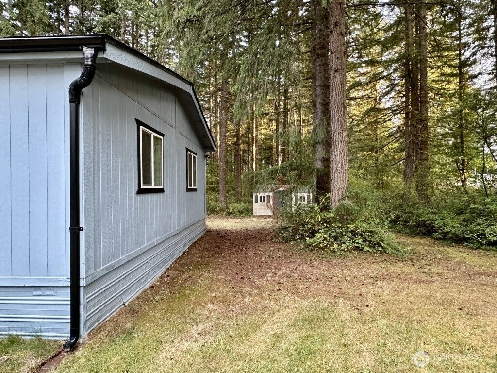 Photo of 15405 SE 310th Street, Kent, WA 98042 (MLS # 2426763)