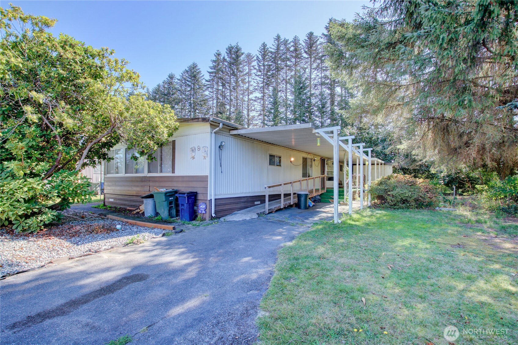 920 Maple Lane 9