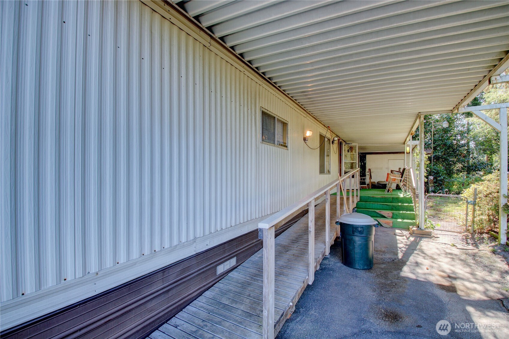 920 Maple Lane 9