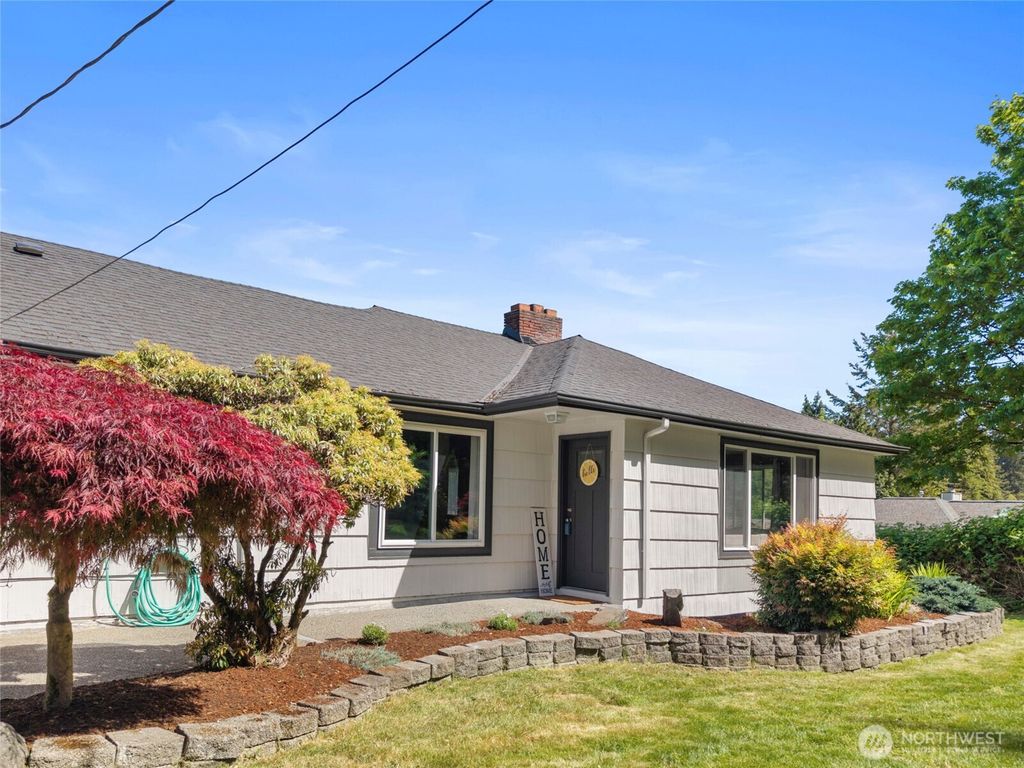Photo of 2124 Division Street NW, Olympia, WA 98502 (MLS # 2517746)